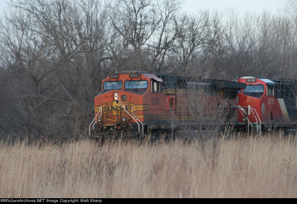 BNSF 5241